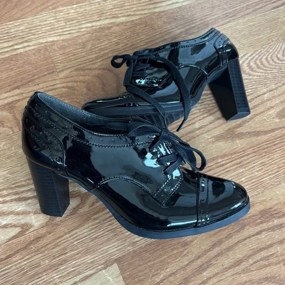 AEROSOLES Twee Patent Lace-Up Heeled Oxfords – Size 6 - Picture 5 of 6
